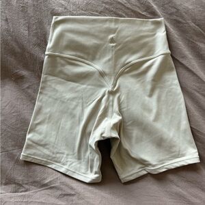 Vitality Cloud Short